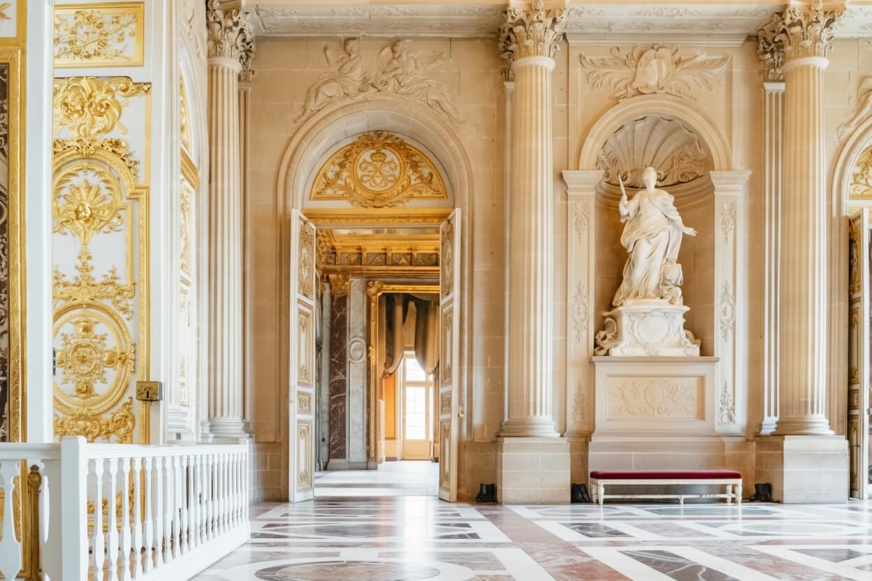 Galeria Oglinzilor — Palatul Versailles